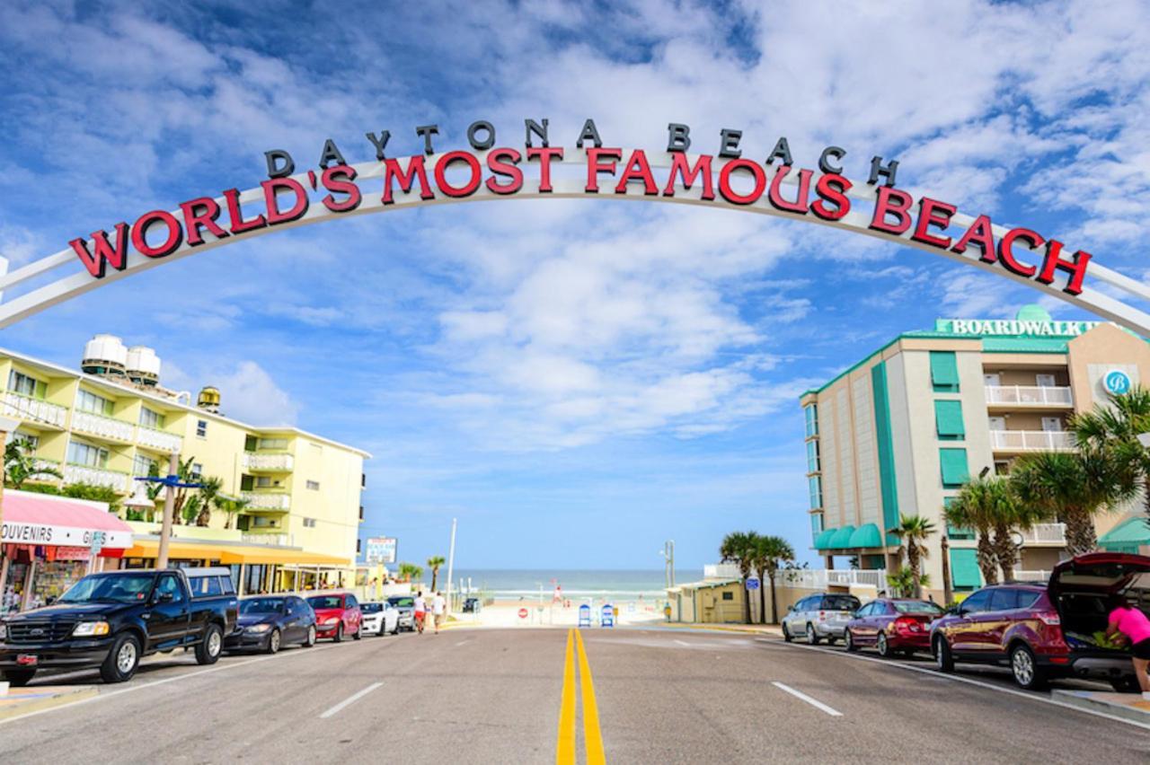 Pineapple Shores Retro Motel 9 Daytona Beach Exterior photo